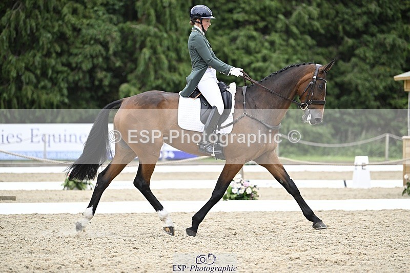 240523-153234-05237 - 436-IRENE_LEVA-Susie_Berry