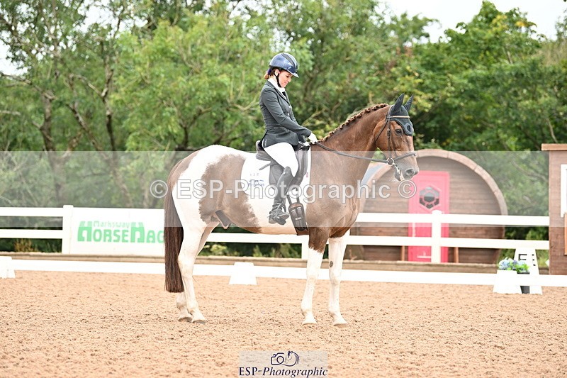 240817A-110012-07251 - 132-Nicky.Turriff-Witchcombe.Music.Man
