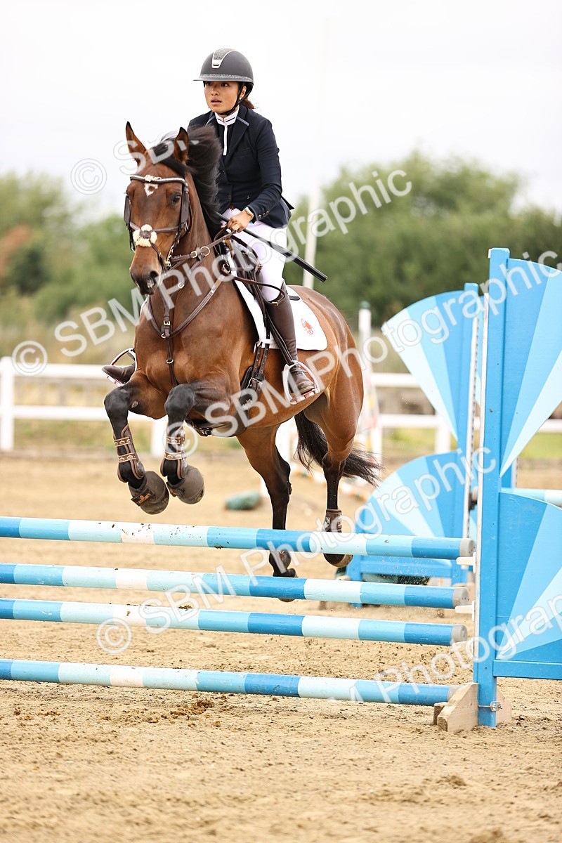 SBM_024442 - Class 8 - Clear Round