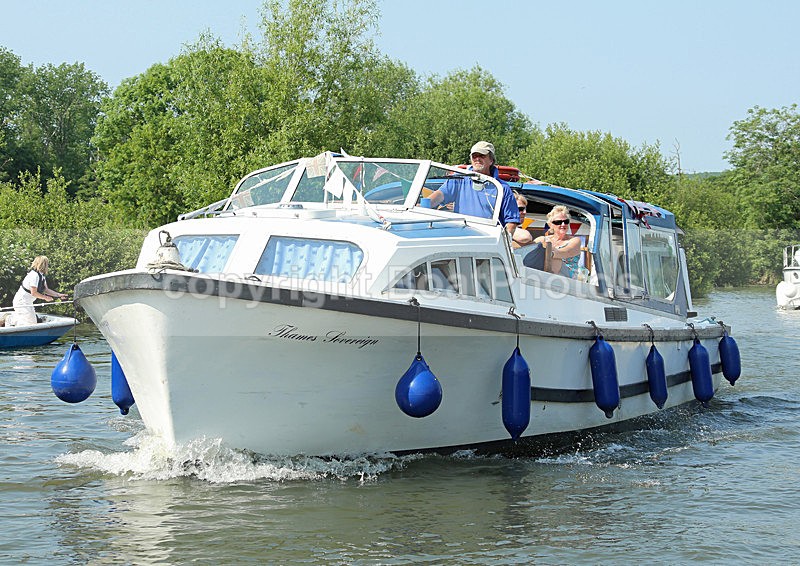 130705 THAMES SOVEREIGN WT7A0053 - HENLEY ROYAL REGATTA - Friday 5th July 2013
