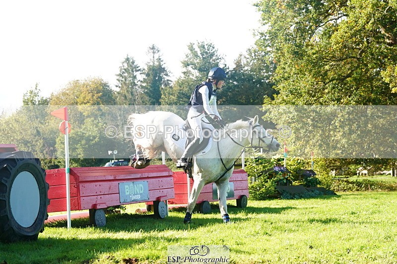 251025A-121548-19423 - F-414-Cecily.Bradford