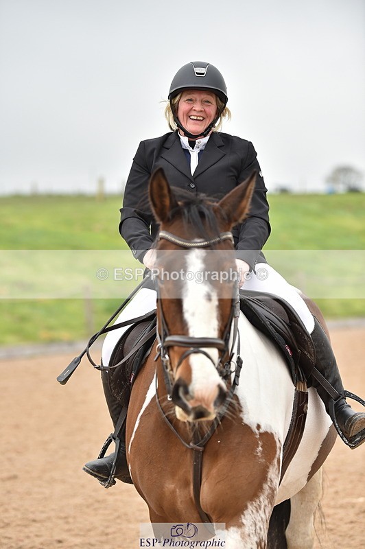 240331A-104028-00474 - 90cm First Round