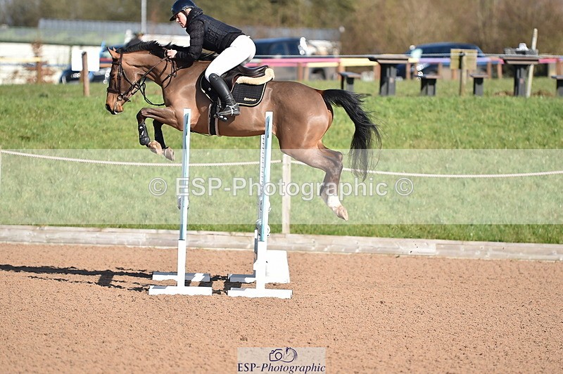 240306A-104314-00824 - Cls 1 British Novice and 90cm Open