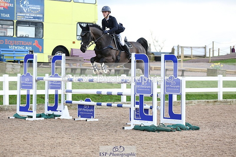 240211A-130206-03043 - Cls 9+10 Junior 1.15m, 1.20m and 1.25m