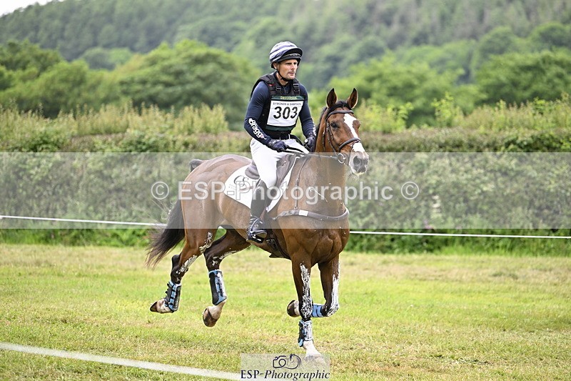 250524A-111051-09104 - B-303-Alexander.Bragg-SHANNONDALE.ALDO