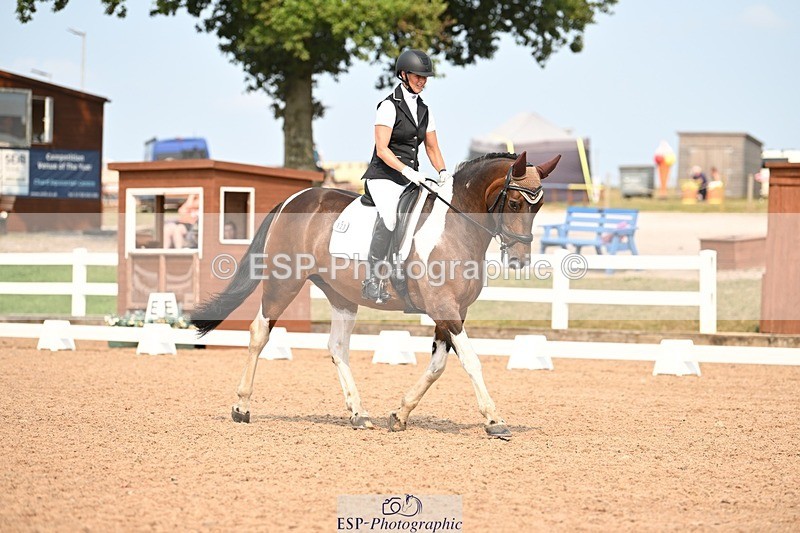 250816-153734-06216 - 123-Lorraine.MorrisLissyegan.Coloured.Lady