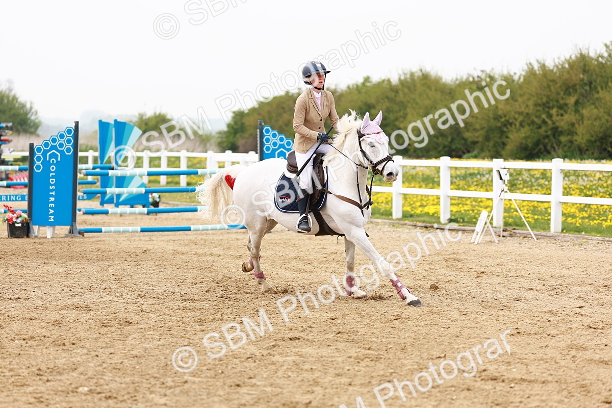  - Class 18 - Senior Newcomers - 1.10m