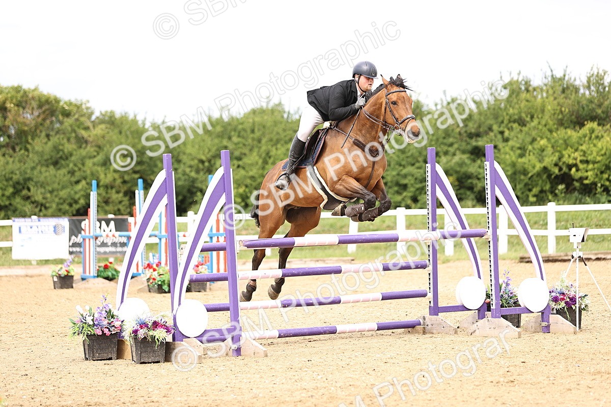 SBM_007823 - Class 19 - Senior Newcomers - 1.10m