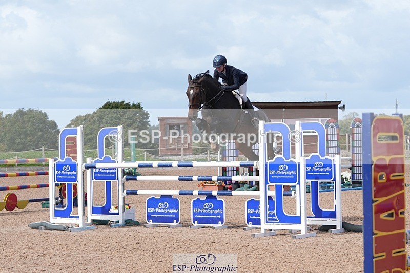 250913-115002-06748 - Cls 15 Snr Foxhunter