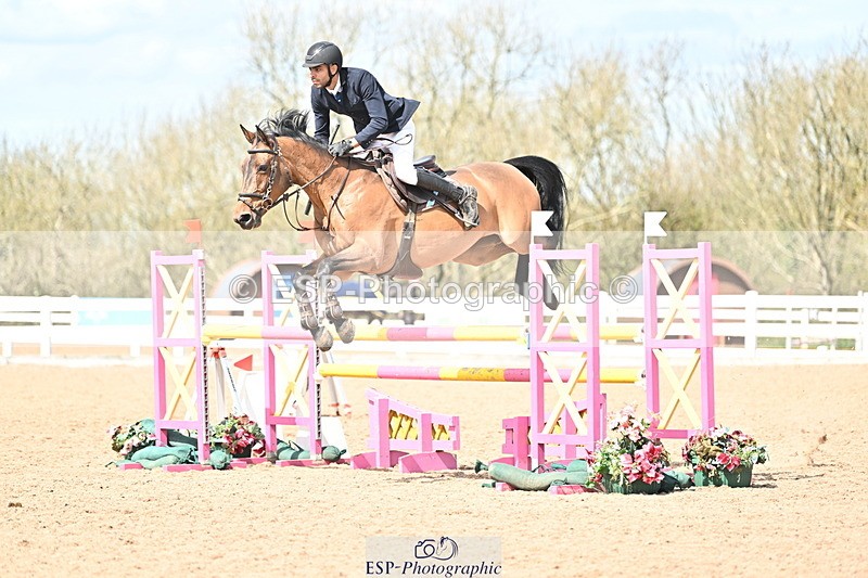 240418A-141149-03781 - Cls 13, 1 Star Bronze Tour 1.10m