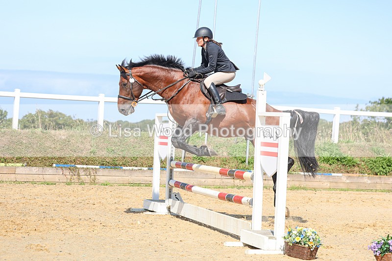 3E7A0835 - Class 4: Senior British Novice/90cm open