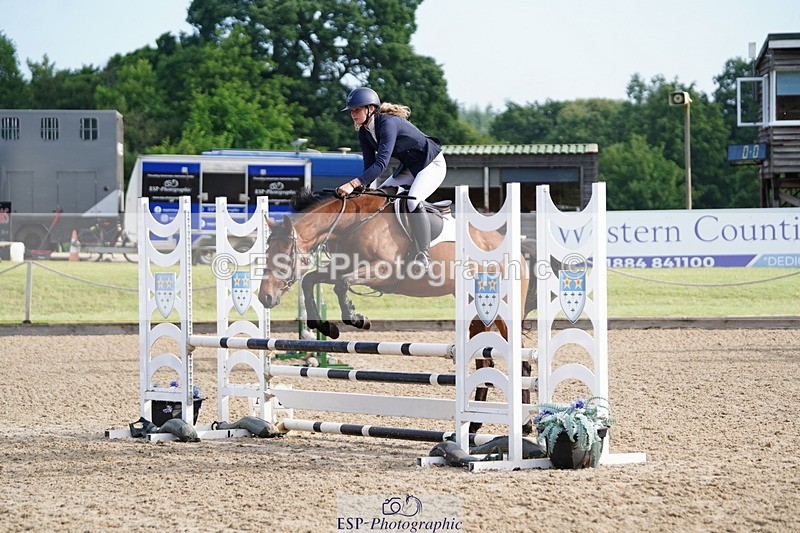 250613A-081036-00904 - Cls 8 85cm Schooling Round
