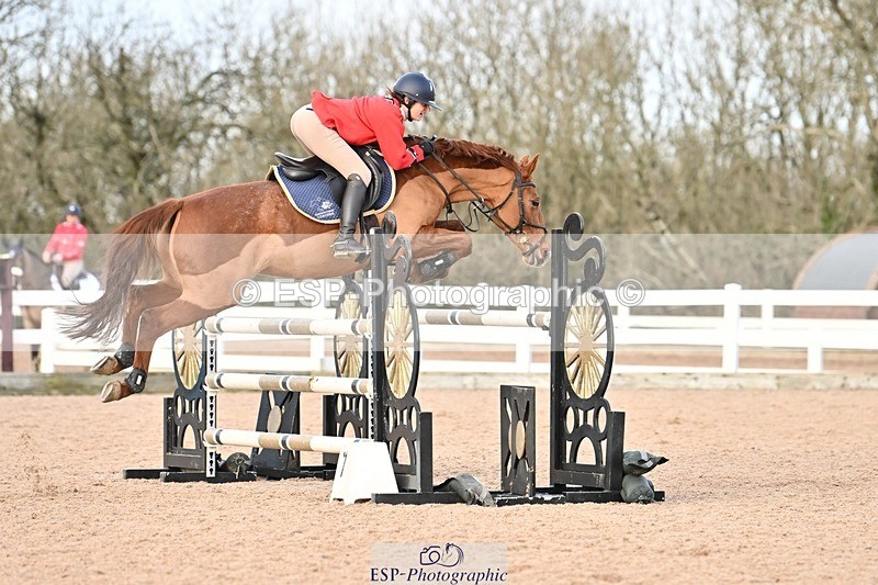 241208-132859-01792 - Cls 21 Newcomers and 1.10m Open