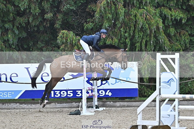 250830A-140220-06250 - Cls 22 95cm Amateur Quali