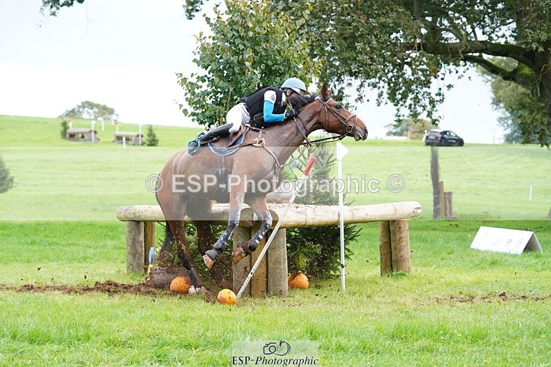 231020-130258-08837 - 070-SLIGO.CASTLE.JACOMAR-Veera.Peltokangas-XC