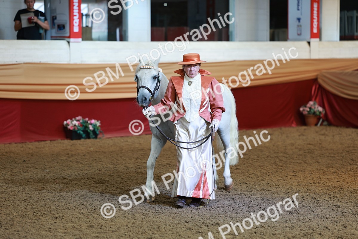 SBM_12073 - Class 103 - IH Costume