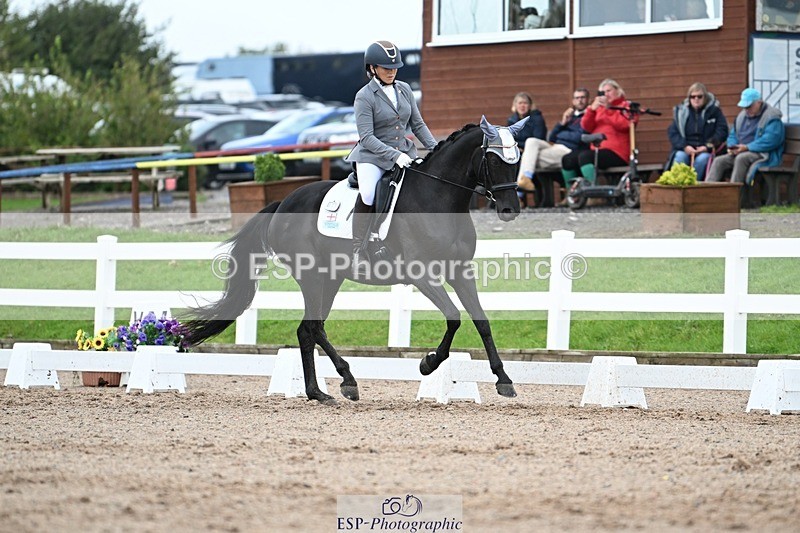 250907-120604-08208 - 011-Lee-Anne.PineMay.diamond