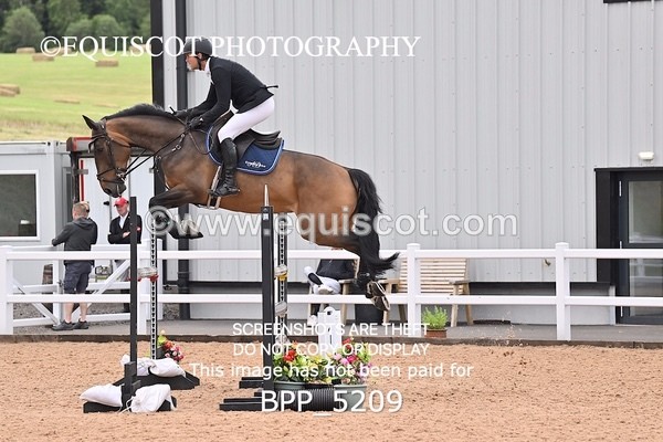 BPP_5209 - CLASS 8 THURS HOYS GFS Saddles Senior Newcomers Second Round
