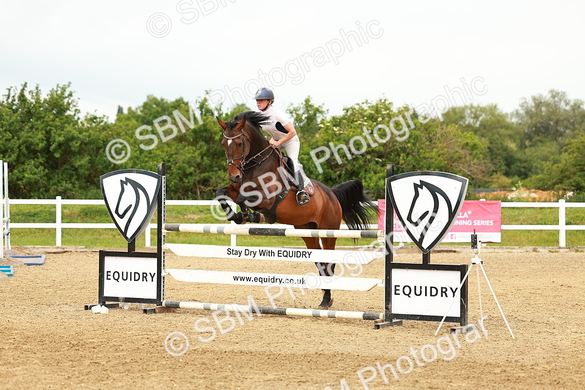 SBM_002105 - Class 4 - Senior Newcomers - 1.10m