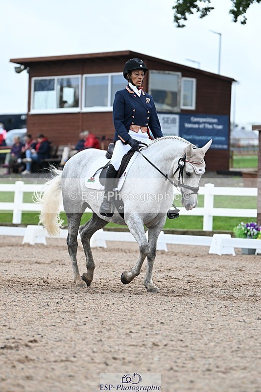 250907-122037-08310 - 010-Donna.HarrisKylah