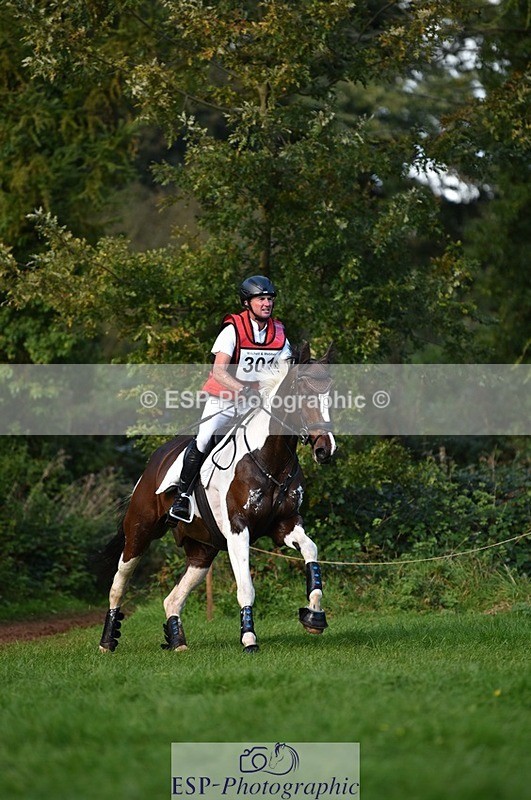 231022-130916-28835 - 301-WESTCEFFYL.KINGSWAY.LAD-Ben.Lee.Liles-XC