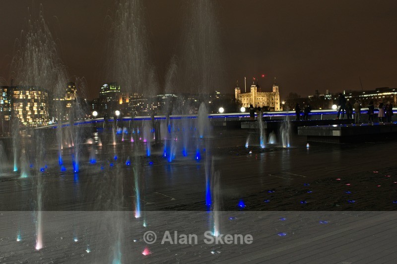 DSC00008 - London low light