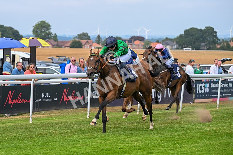 140726-Race 6-The Sweet Escape-1965 - Race 6 16.58pm Racing Again On Monday Evening Handicap