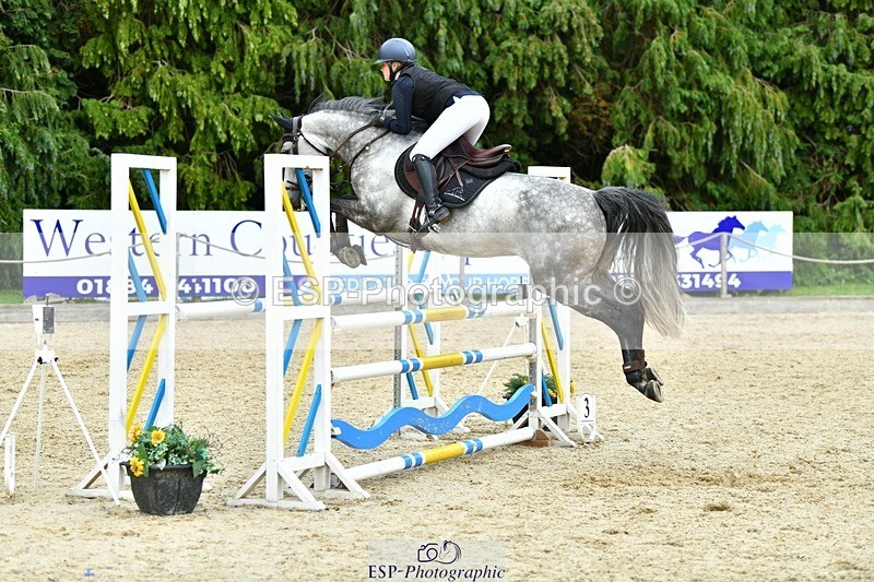 230712-181327-25713 - Cls 57 Newcomers & 1.10m Open
