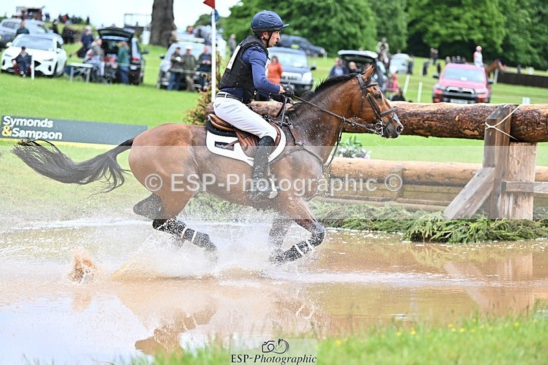 240526-141246-23820 - 449-REDFIELD_FYRE-Cassie_Sanger