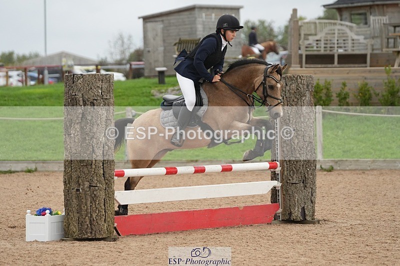 250920-100316-00536 - Cls 5 Pony British Novice and 80cm