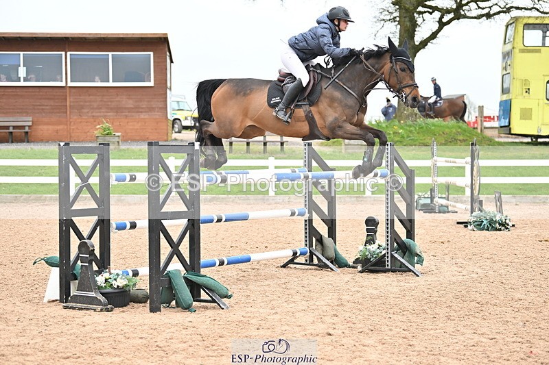 240406A-155133-04257 - Cls 17 National 1.30m Open