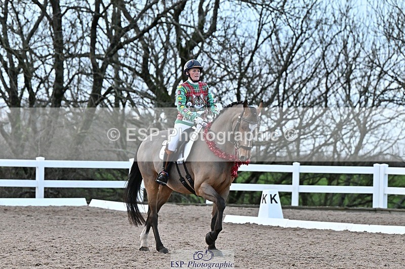 241214-154030-03330 - 138-Tyler.Bradshaw-Igor.VIII