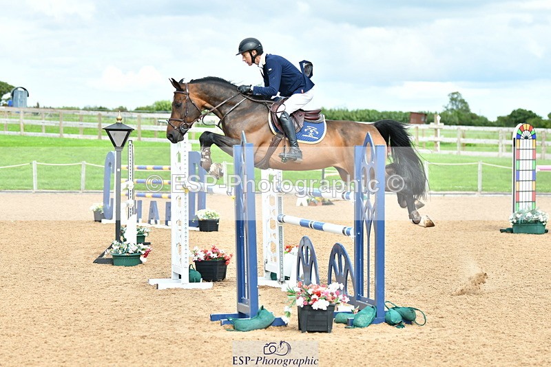 230729A-163404-07517 - Cls 18 National 1.30m