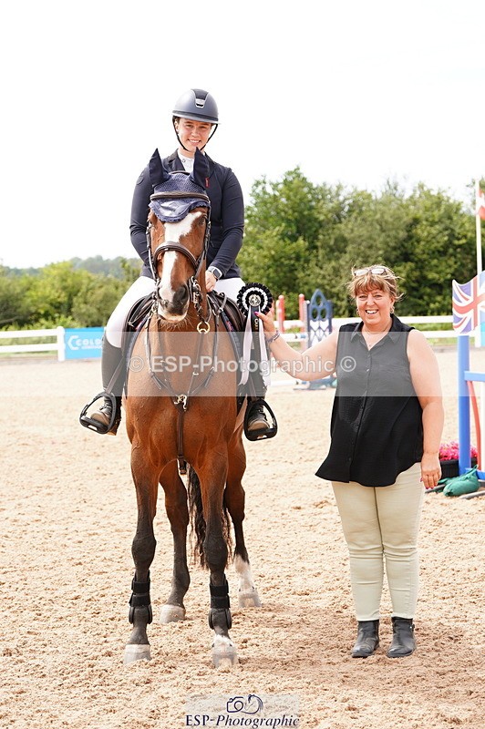 240803A-142832-08506 - Cls 38 1.05m Amateur Qualifier