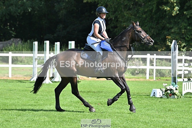 230909-120123-05361 - Cls 11 Snr Foxhunter & 1.20m Open