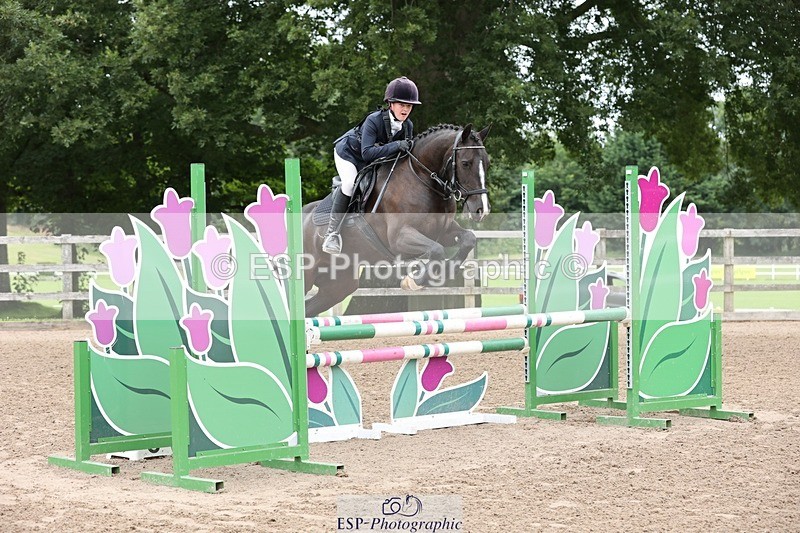 240803-123338-05007 - 153-Eleanor_Blewitt-CARRY_ON_PRINCESS