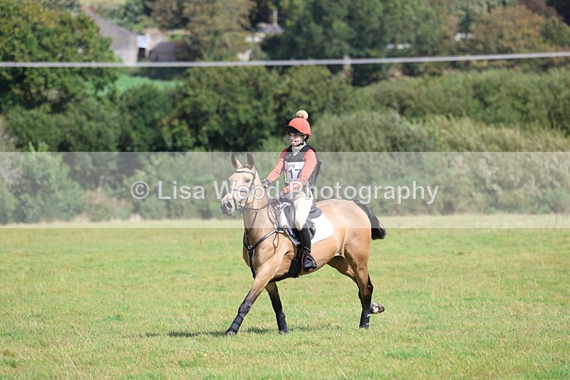 3E7A6654 - Class 1: Trebudannon Open: Pheasant Feeder