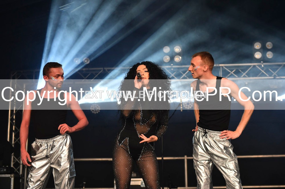 SH4_6258 - The Cher Experience