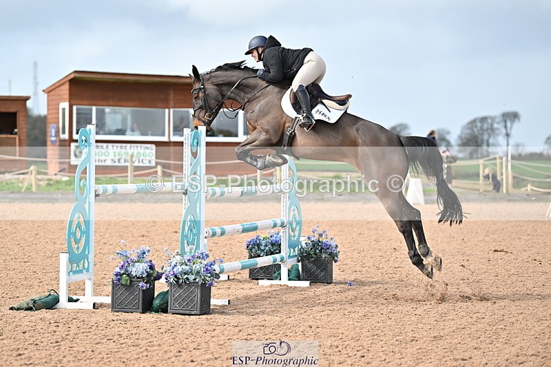 240315A-125311-01063 - Cls 3 Snr Foxhunter