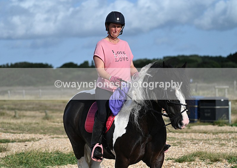 WJ7_4482 - Kellie & Churchill ... do Hayling Island 25-08-24