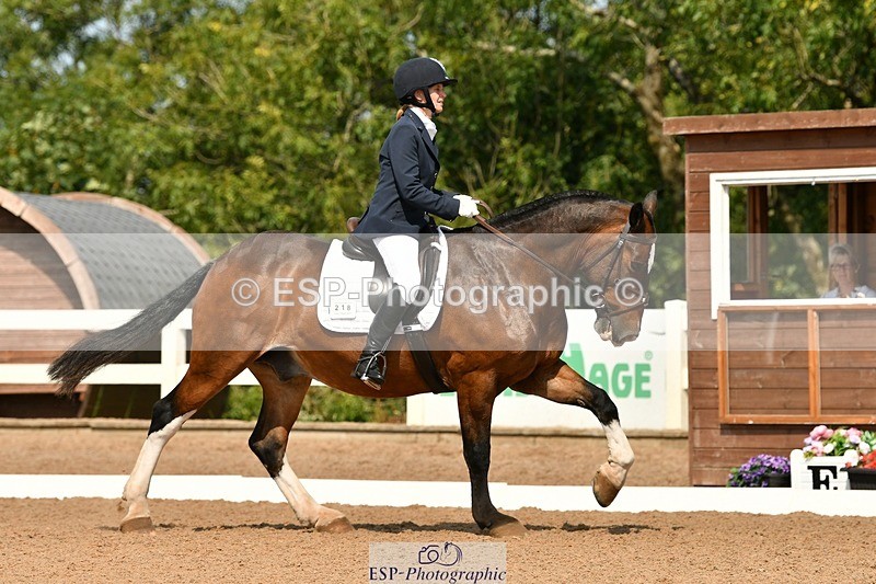 250817-120040-08732 - 218-Carol.QuantrillCormoy.Lad