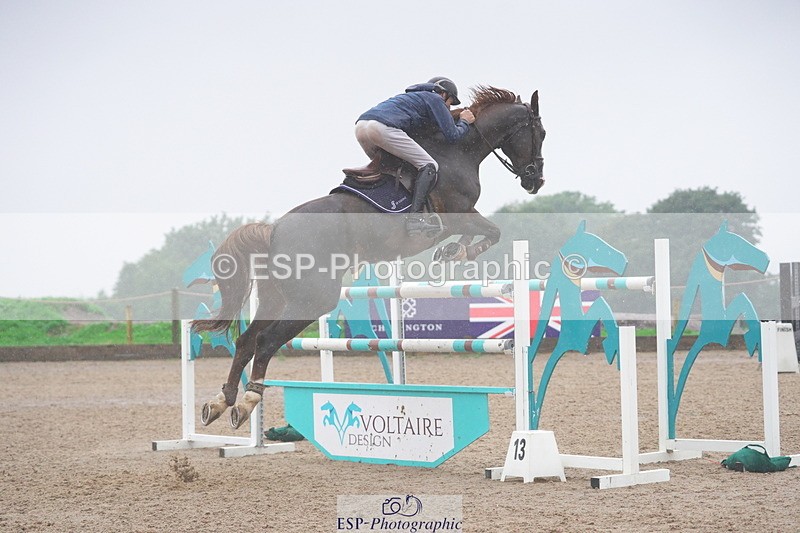 231017A-111016-06665 - Cls 26 Chard Equ Grand Prix