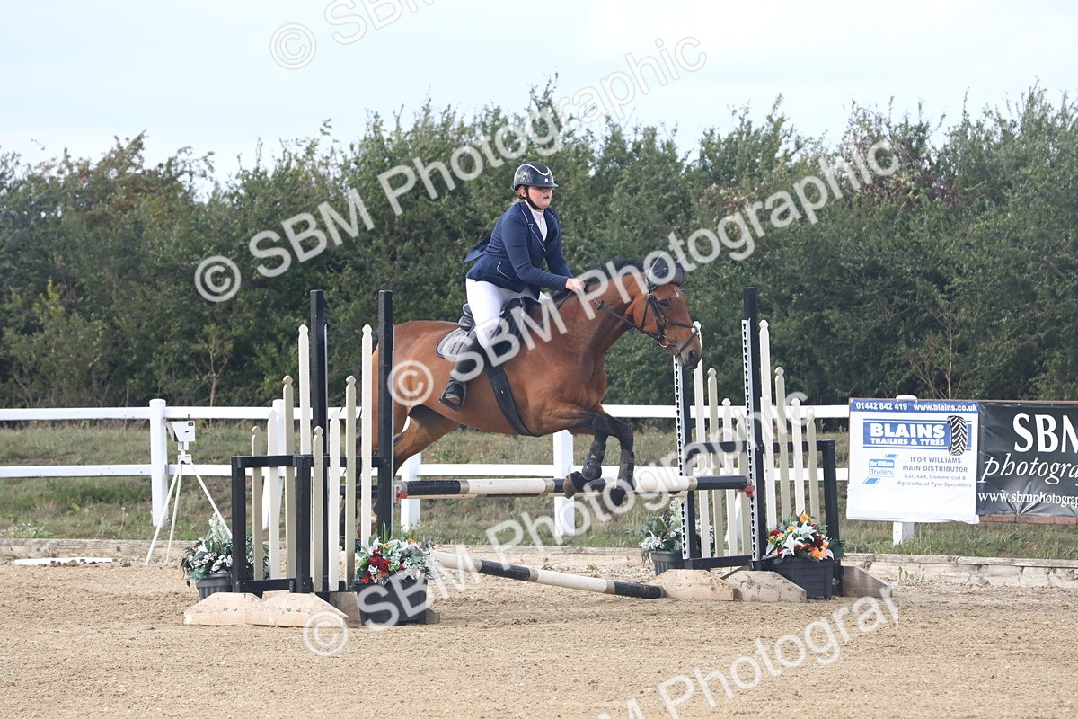 SBM_008055 - Class 12 - 90cm Champs