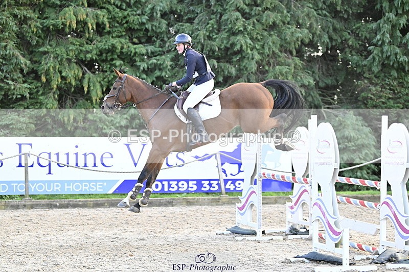 251005A-181730-05679 - Cls 12 Adv 1.10m Ind