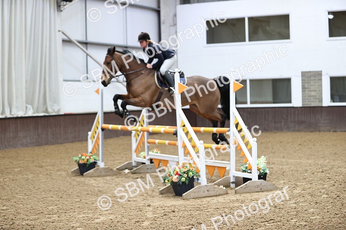 SBM_005893 - Class 16 - Senior Newcomers - 1.10m Open