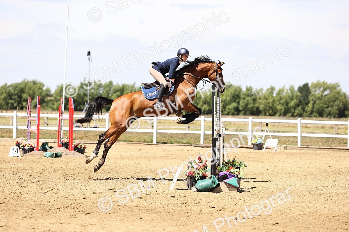 SBM_010105 - Class 9 - Senior Foxhunter - 1.20m Open