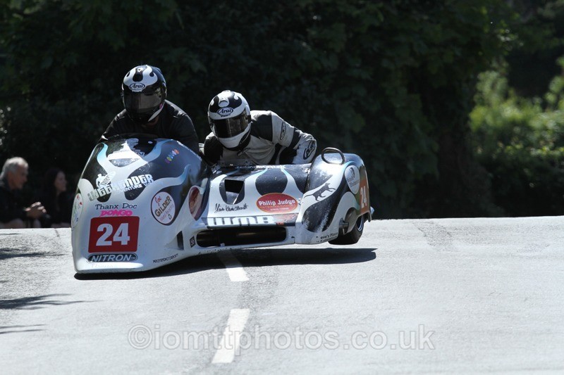 IMG_2370 - Sidecar Race 2 - TT 2013
