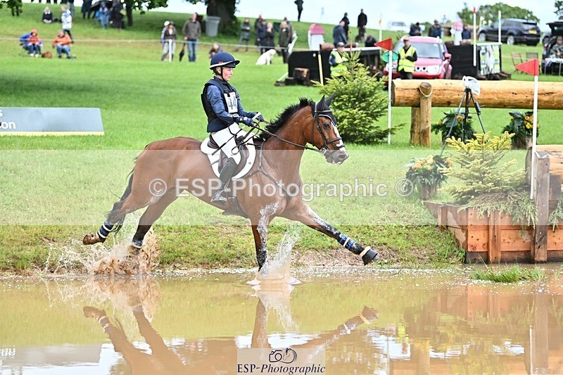 240526-140952-23775 - 449-REDFIELD_FYRE-Cassie_Sanger