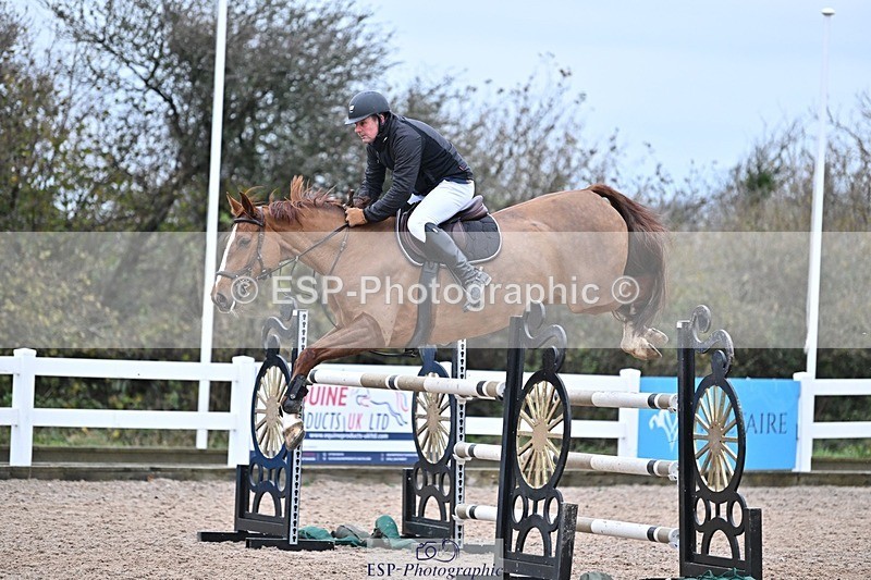 241127-140328-00746 - Cls 05A&B Snr Fox & 1.20m Open