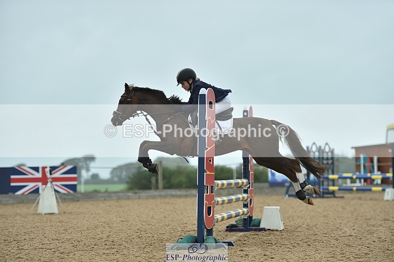 230819A-101932-00151 - Cls 36 Stepping Stones 128cm + 138cm